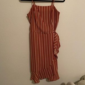 Rust and white striped dress size M